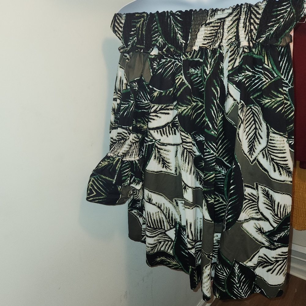 Gently used cotton printed summer dress - Picture 3 of 4
